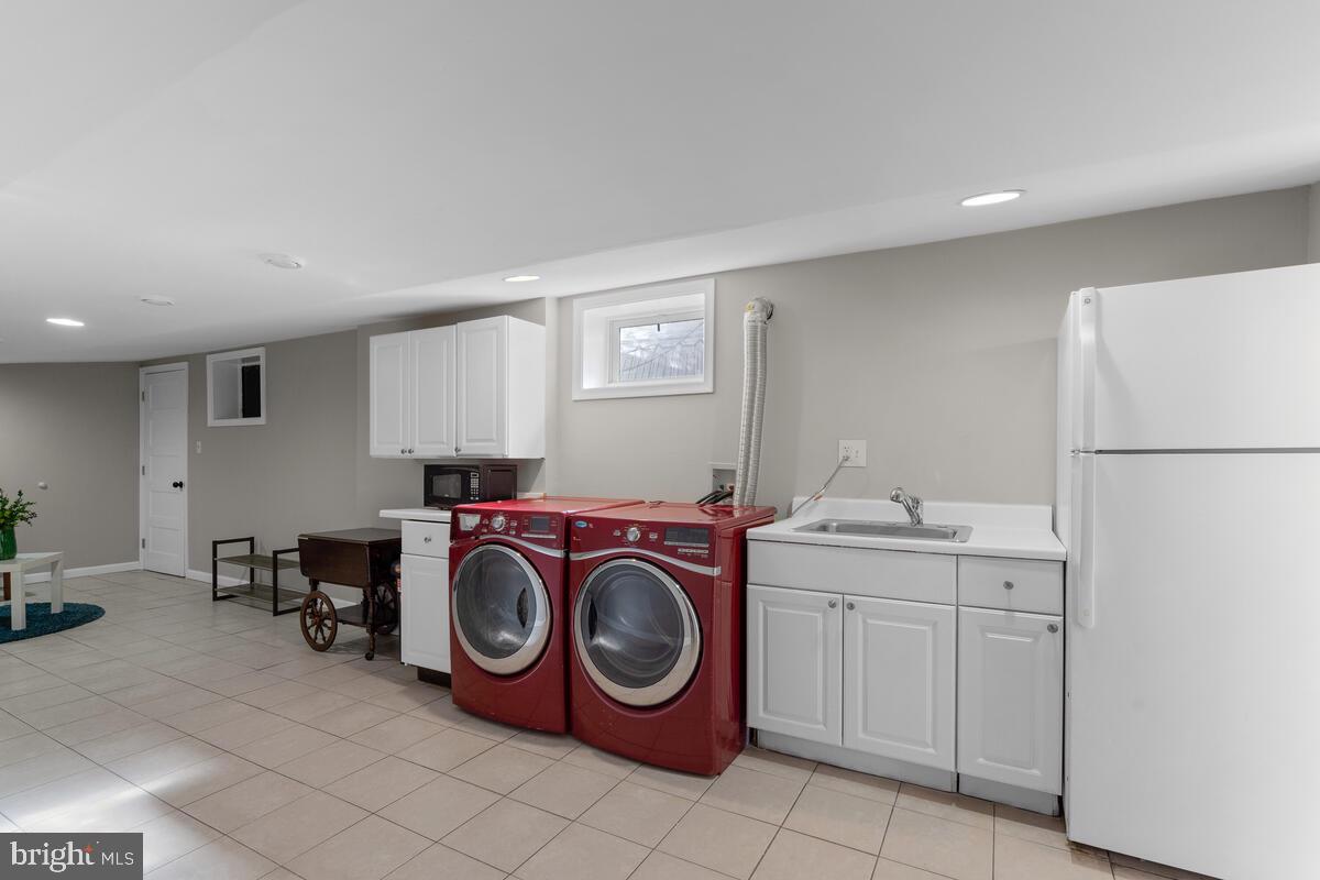 1916 Arcola Avenue Silver Spring, MD 20902 - Photo 29 of 43 Gallery Image 29