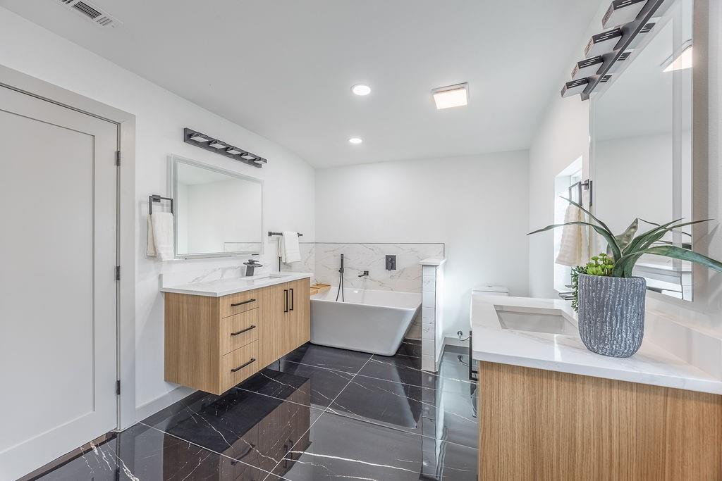 8713 Clay Hibbins Road Keller, TX 76248 - Photo 26 of 40 Master Bath