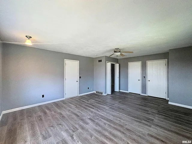 $155,000 | 6520 Highway 150, Alpha, IL 61413