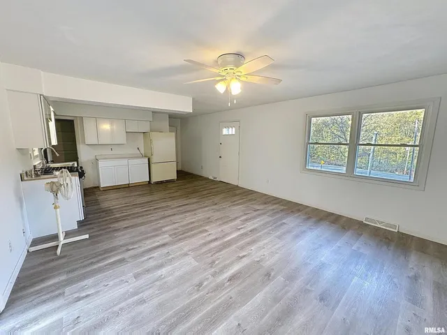 $155,000 | 6520 Highway 150, Alpha, IL 61413