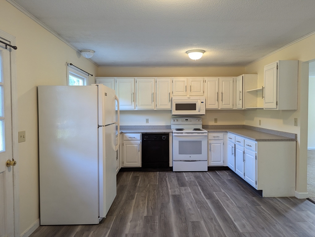 30 Long Plain Road, Unit B Whately, MA 01373 - Photo 4 of 26