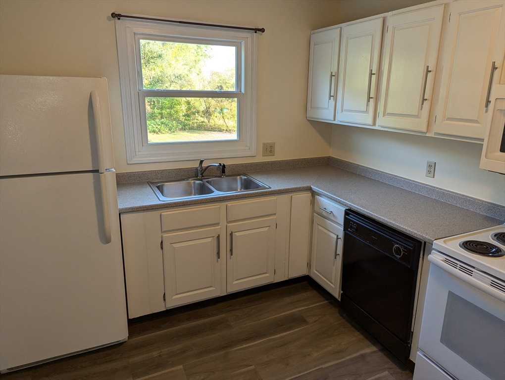 30 Long Plain Road, Unit B Whately, MA 01373 - Photo 8 of 26