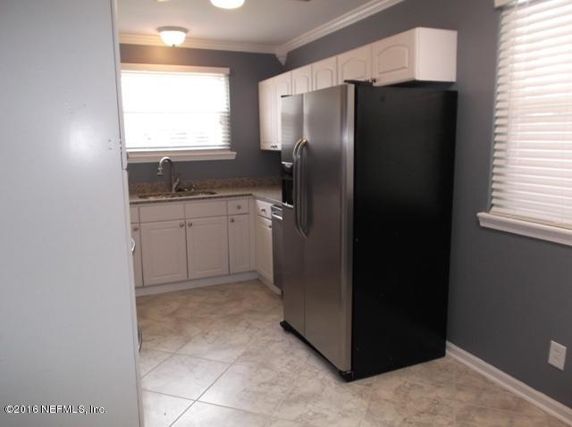 7412 Hernando Road Jacksonville, FL 32217 - Photo 12 of 27 hernando kitchen