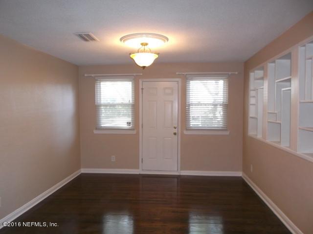 7412 Hernando Road Jacksonville, FL 32217 - Photo 6 of 27 hernando lr 2