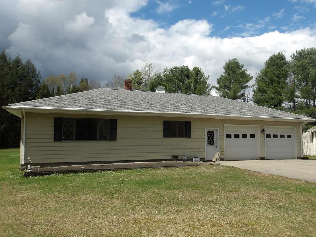 81 Hill Street Lyndon, VT 05851 - Photo 2 of 19