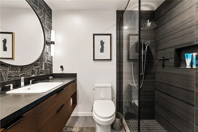 $750,000 | 5118 Marina Pacifica Drive South, Long Beach, CA 90803