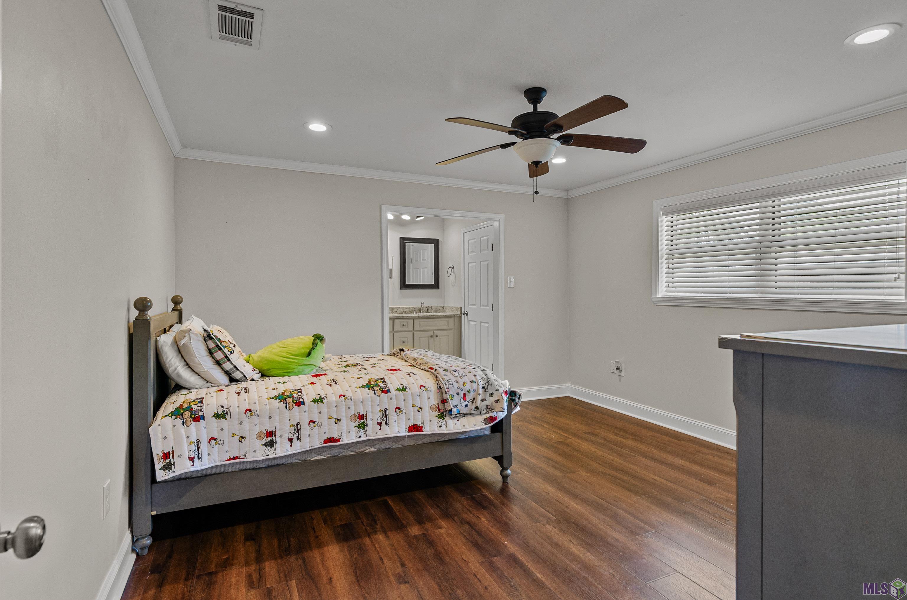 10517 Buxton Road St. Amant, LA 70774 - Photo 14 of 29 Gallery Image 14