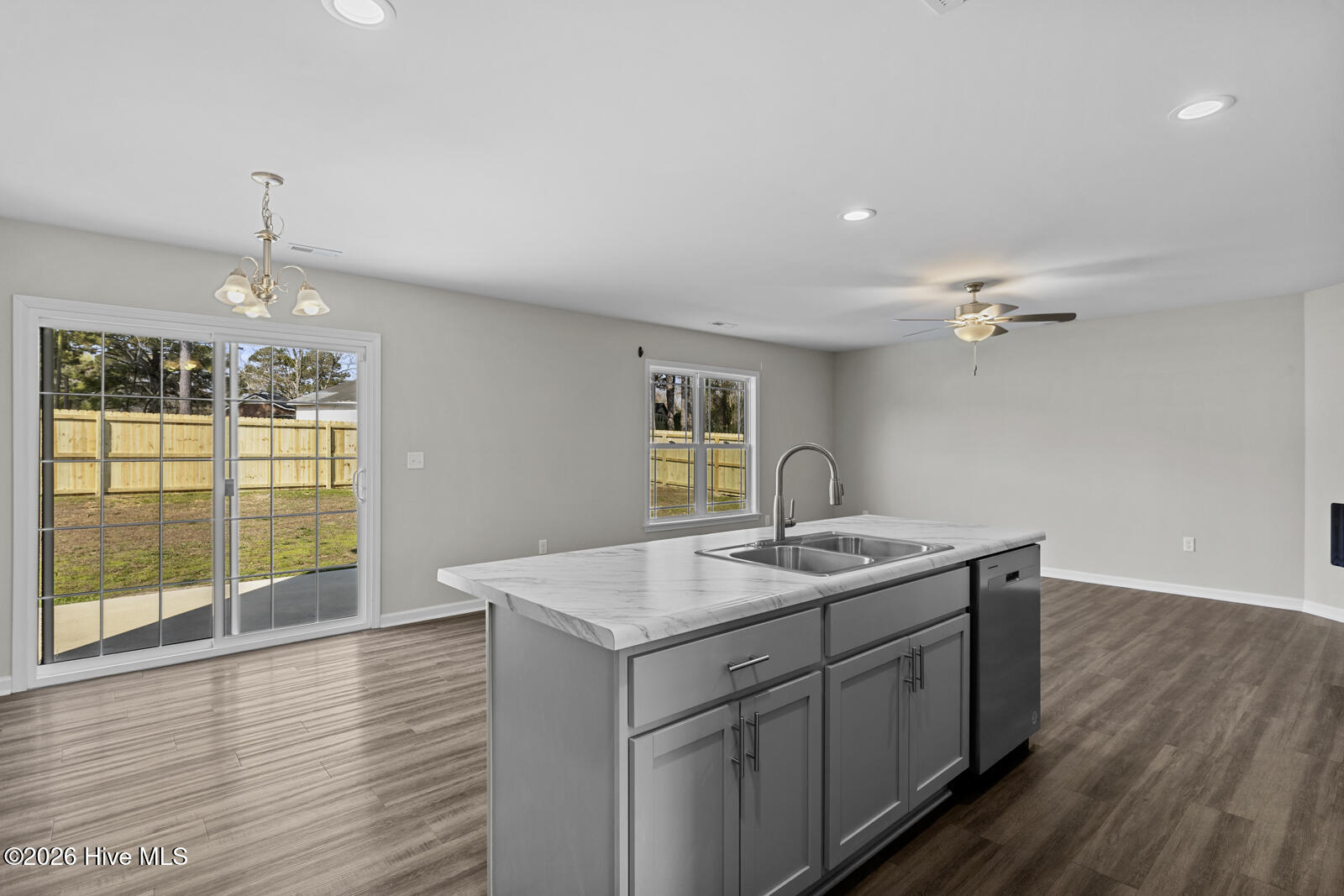 405 Reno Place Jacksonville, NC 28540 - Photo 11 of 28 reno-9