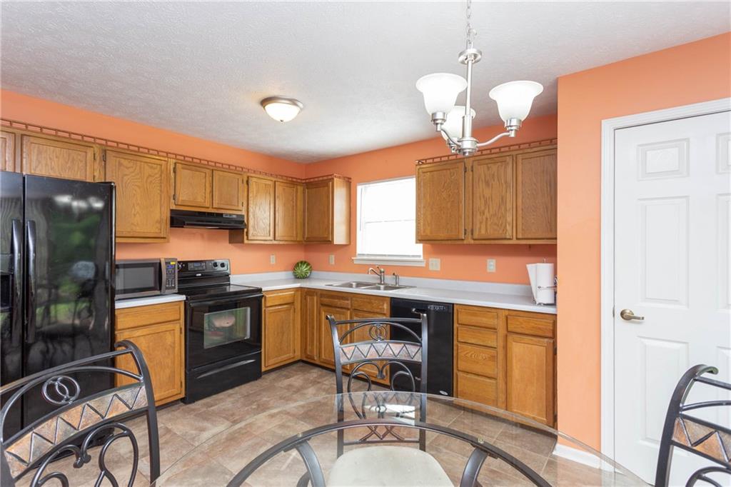 7441 Iron Rock Road Indianapolis, IN 46236 - Photo 7 of 26 Gallery Image 7