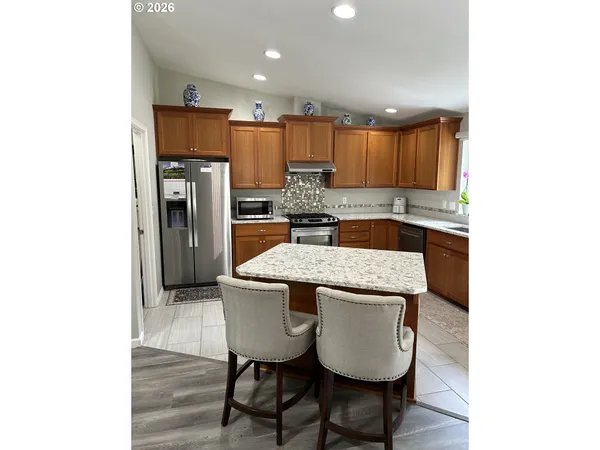 $789,000 | 23660 Southeast Firwood Road, Sandy, OR 97055