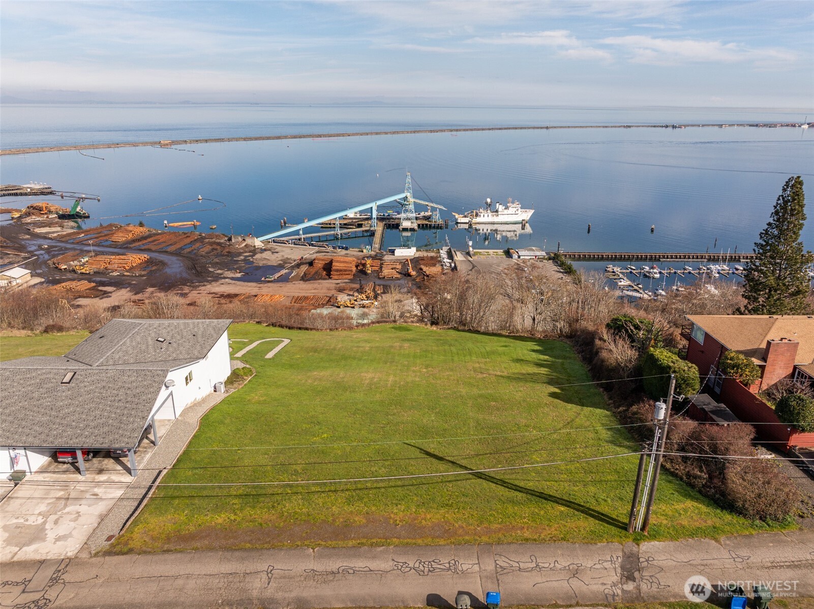 999 West 4th Street Port Angeles, WA 98363 - Photo 18 of 22 a view of an ocean