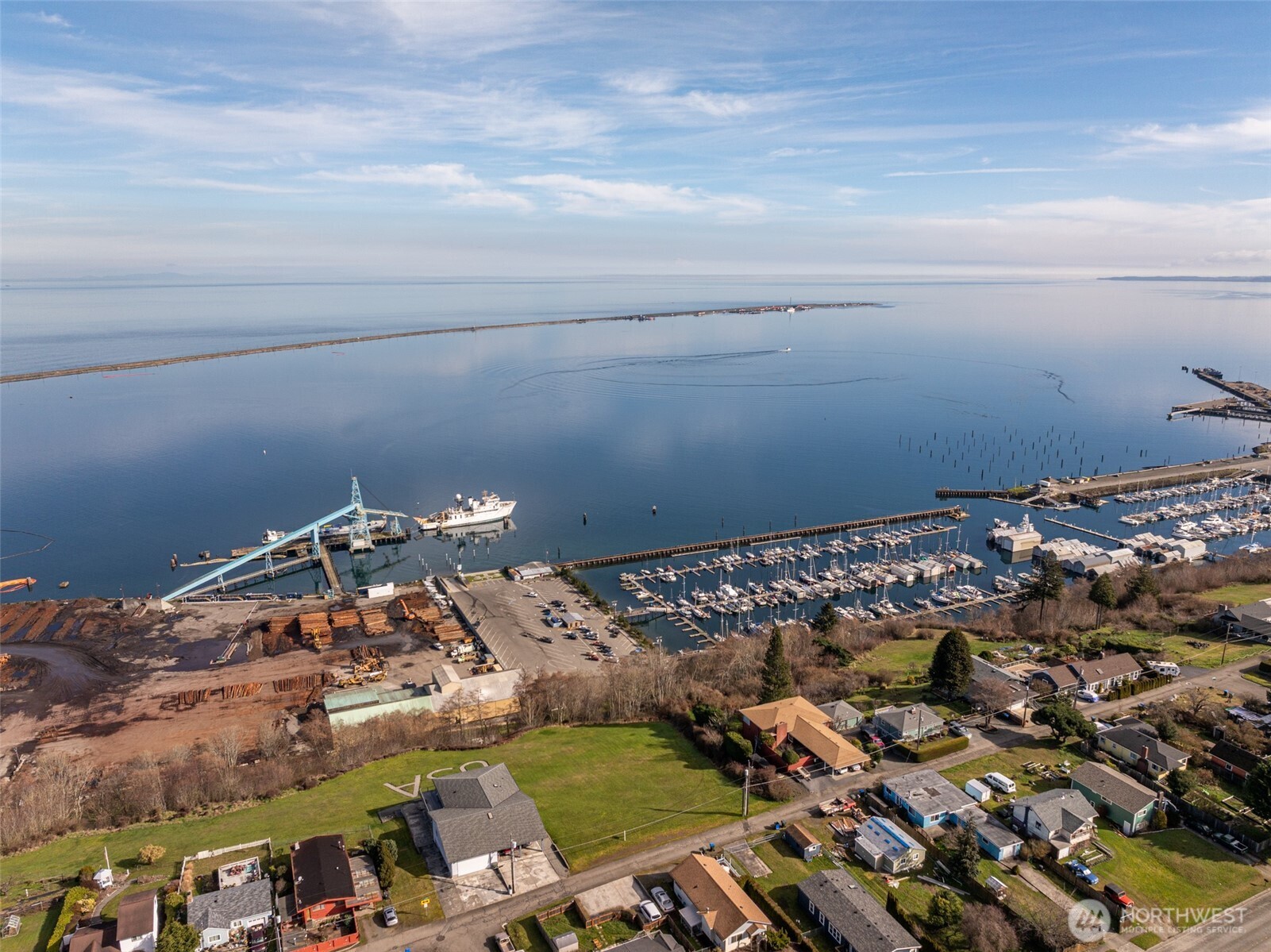 999 West 4th Street Port Angeles, WA 98363 - Photo 8 of 22 a view of an empty room