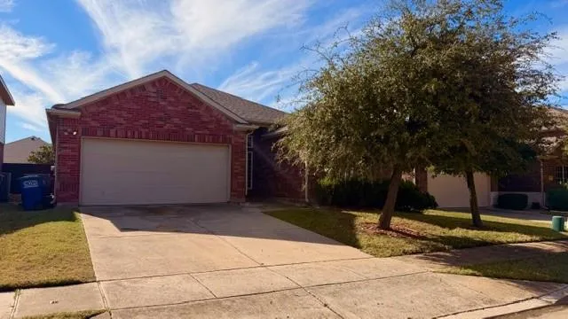 $2,350 | 14613 Crystal Lake Drive, Little Elm, TX 75068
