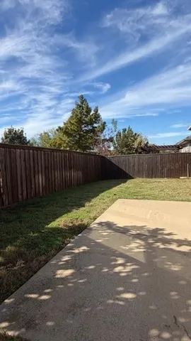 $2,350 | 14613 Crystal Lake Drive, Little Elm, TX 75068