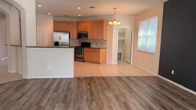 $2,350 | 14613 Crystal Lake Drive, Little Elm, TX 75068