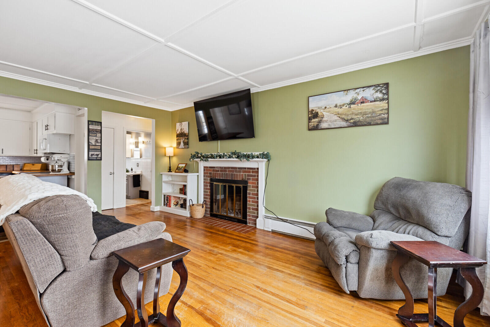 1655 River Road Clinton, ME 04927 - Photo 9 of 29 9 living room
