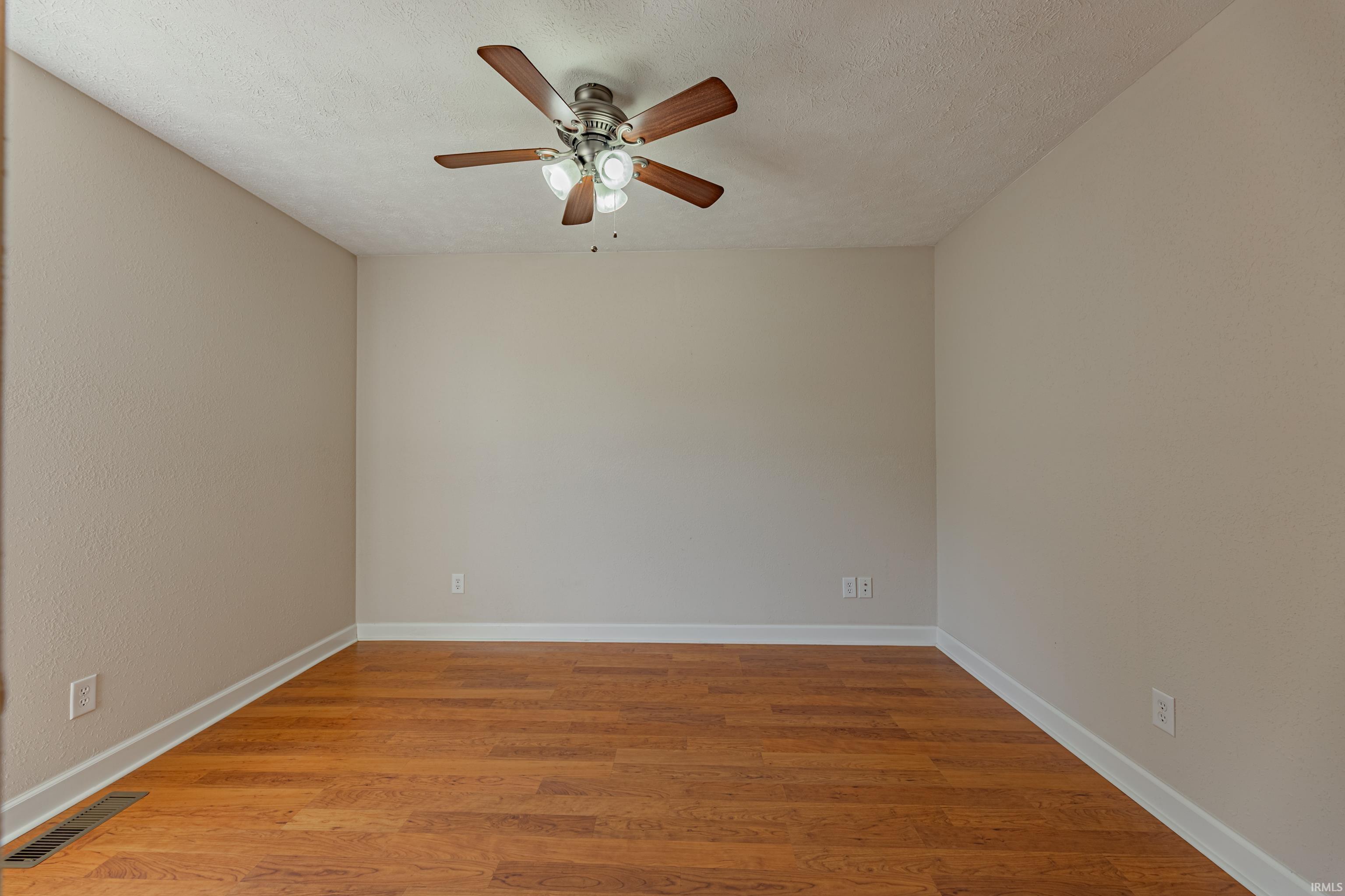 4811 Eby Road Boonville, IN 47601 - Photo 16 of 36