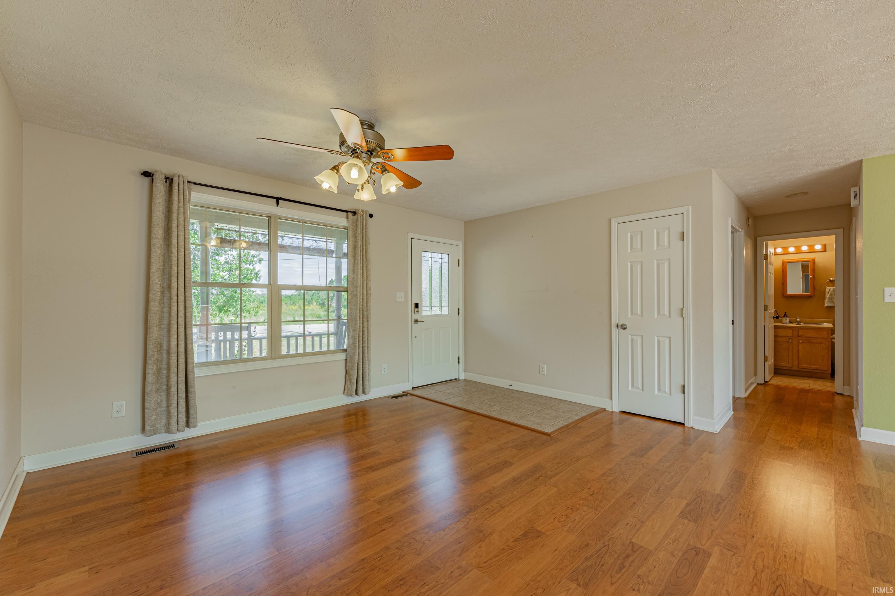 4811 Eby Road Boonville, IN 47601 - Photo 7 of 36