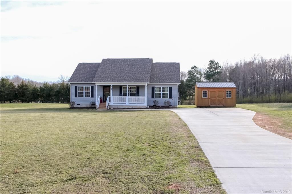 489 Fleetwood Road York, SC 29745 - Photo 4 of 34 Gallery Image 4