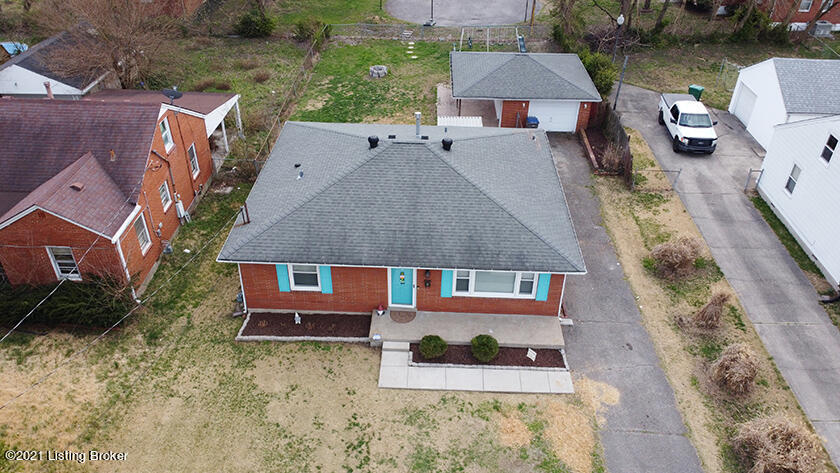 4906 Maryman Road Louisville, KY 40258 - Photo 3 of 15 04.JPG