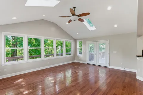 $989,900 | 224 Sunset Island Trail, Gallatin, TN 37066