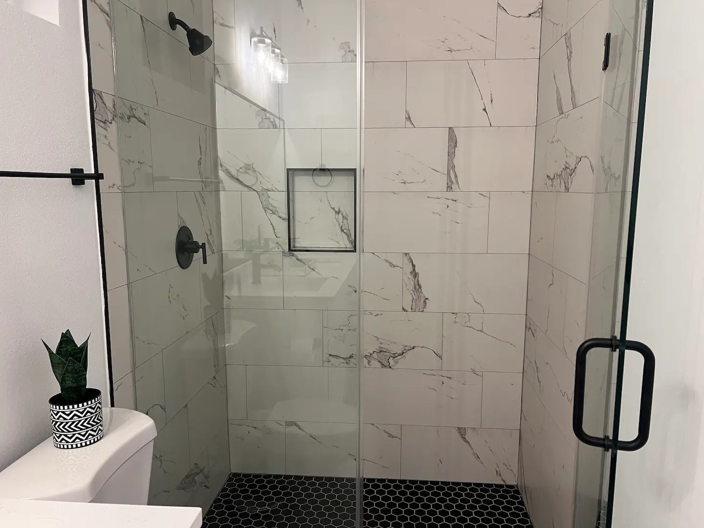 8508 Wileyvale Road, Unit B Houston, TX 77016 - Photo 11 of 16 a bathroom with a shower