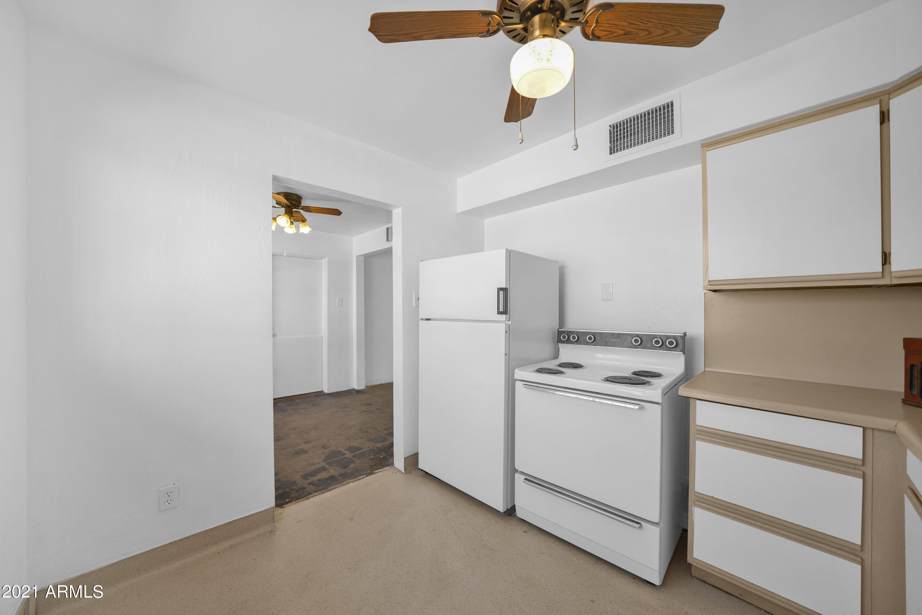 2138 West Osborn Road Phoenix, AZ 85015 - Photo 11 of 24 DSC09399