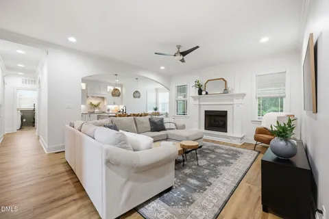 $1,000,000 | 1537 Sweetwater Lane, Raleigh, NC 27610