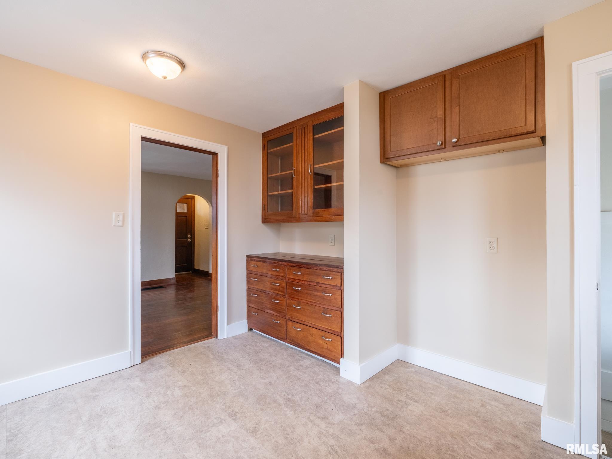 305 Washington Street Pekin, IL 61554 - Photo 17 of 45