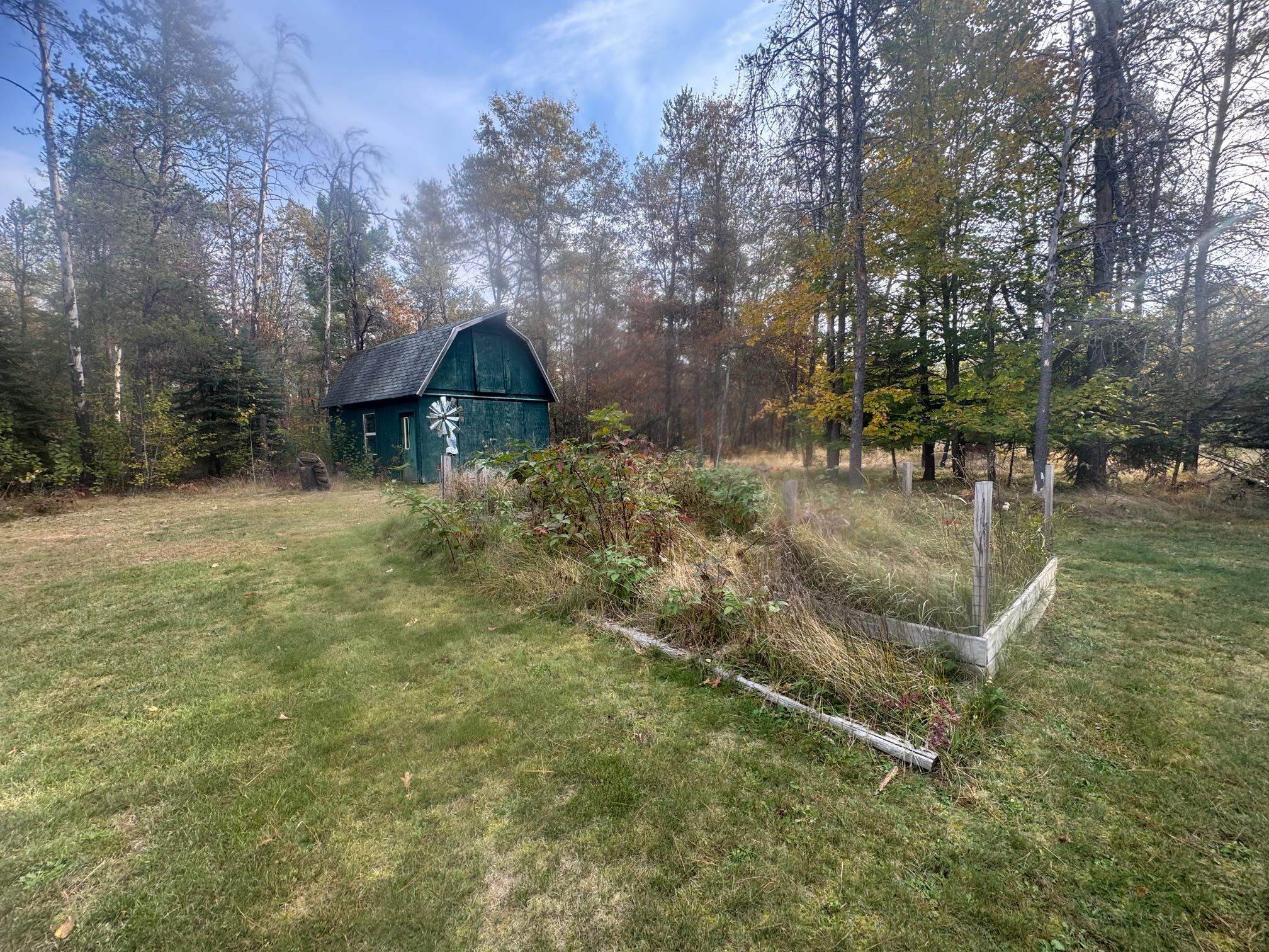 9851 South Oak Road Roscommon, MI 48653 - Photo 35 of 39 1928139-8543505a-55ee-4917-b49b-26068f39a162.JPG