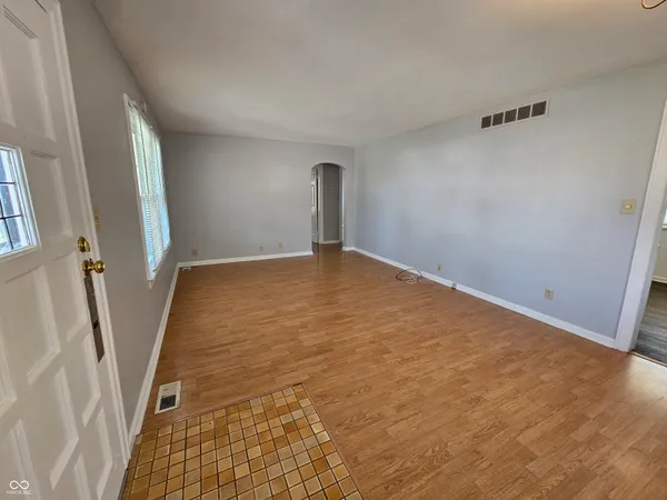 $1,585 | 1803 Ellen Drive, Indianapolis, IN 46224