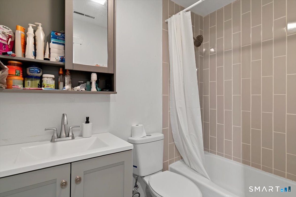 957 State Street New Haven, CT 06511 - Photo 11 of 15