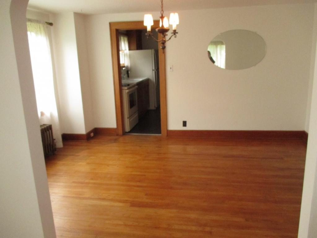 3115 Buckingham Road Endwell, NY 13760 - Photo 5 of 17 Gallery Image 5