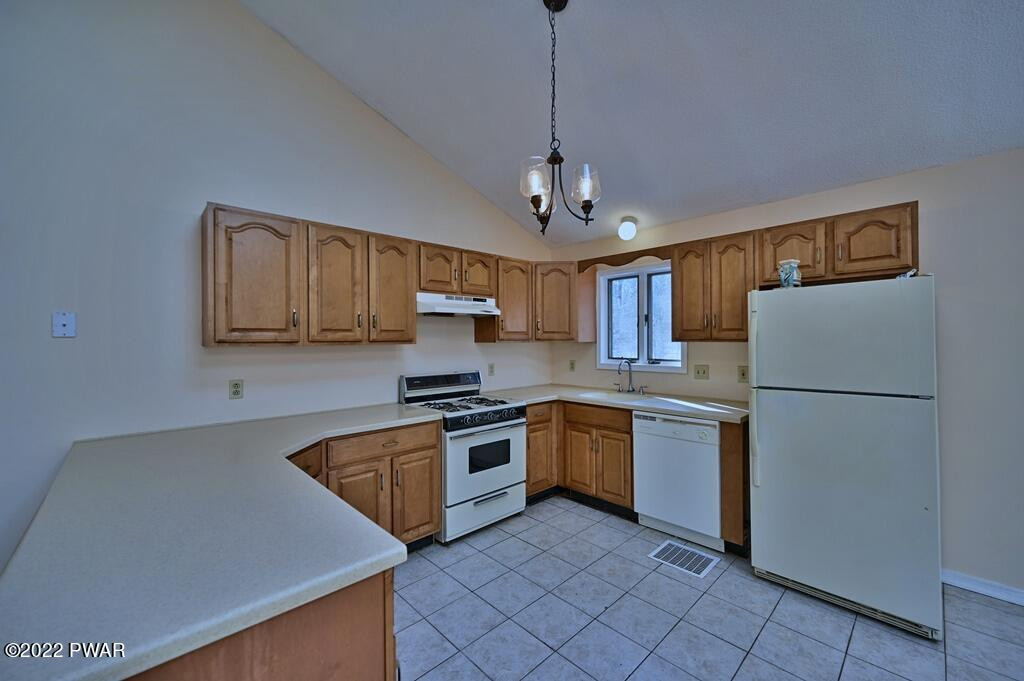308 North Northgate Road Lake Ariel, PA 18436 - Photo 13 of 54