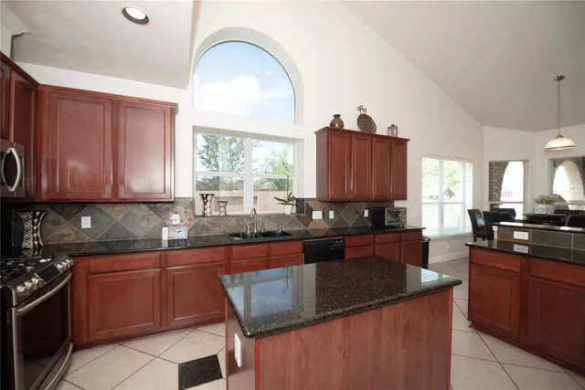 $6,000 | 1914 Lakeside Crossing, Katy, TX 77494