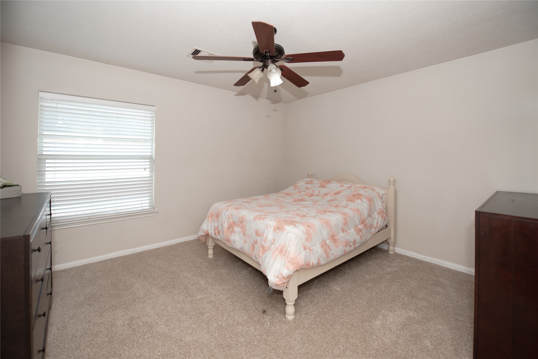 1914 Lakeside Crossing Katy, TX 77494 - Photo 25 of 44