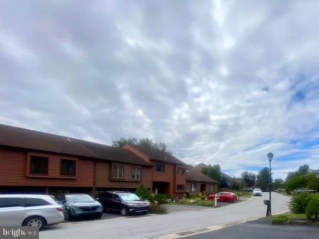 a car parked in front of a building