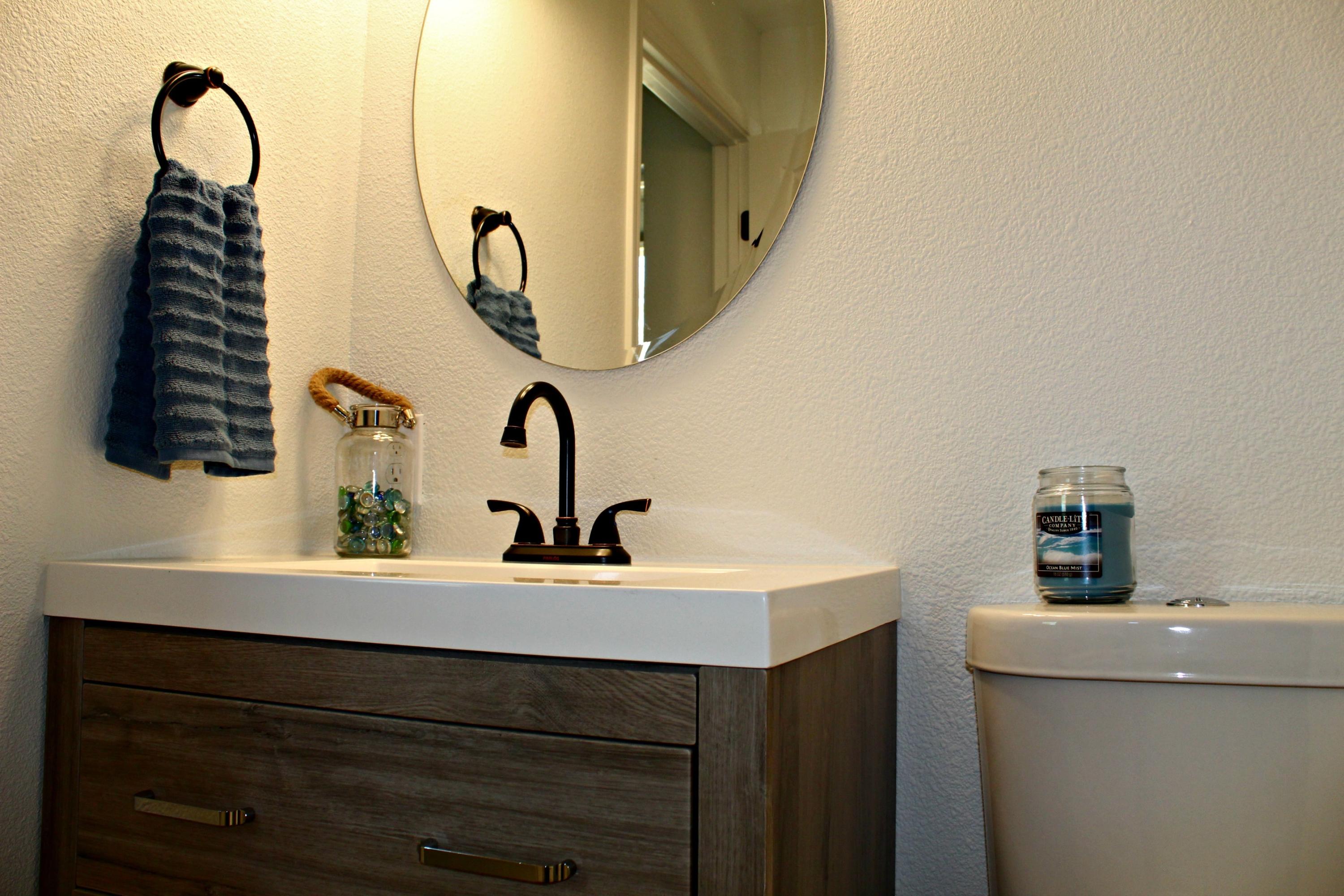 5420 Willow Road Redding, CA 96001 - Photo 36 of 46 MASTER BATH 2
