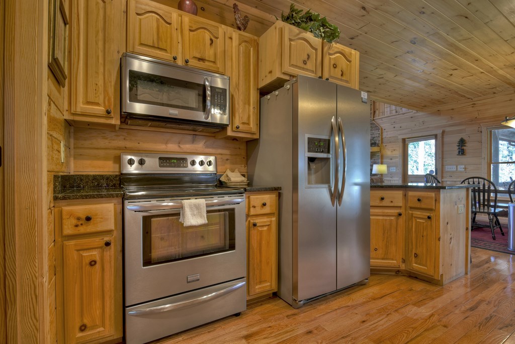 602 Laurel Creek Trail Blue Ridge, GA 30513 - Photo 14 of 53