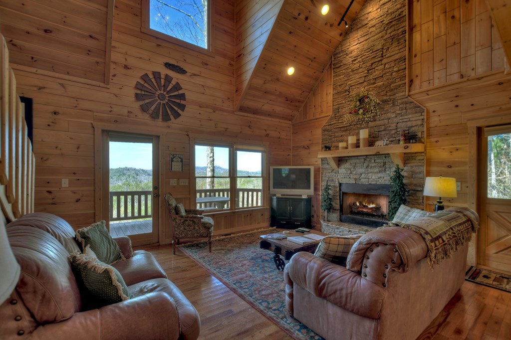 602 Laurel Creek Trail Blue Ridge, GA 30513 - Photo 8 of 53