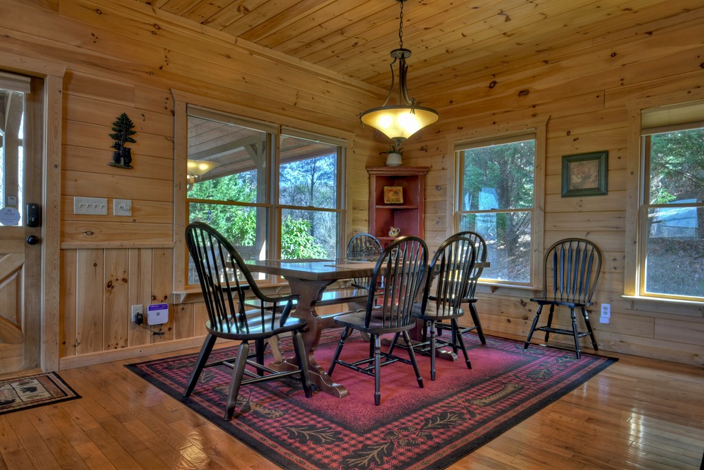 602 Laurel Creek Trail Blue Ridge, GA 30513 - Photo 9 of 53