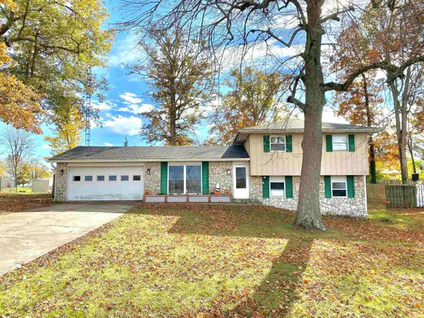 $189,900 | 406 East Jackson Street, Farmland, IN 47340