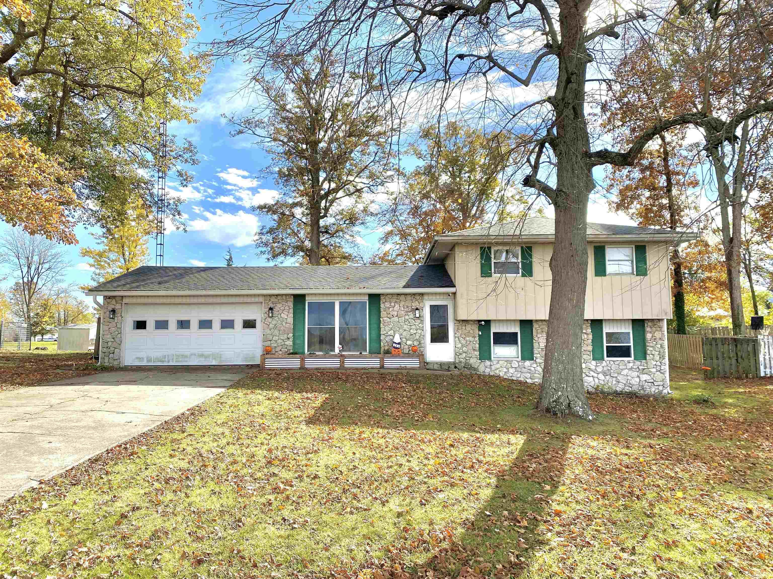 406 East Jackson Street Farmland, IN 47340 - Photo 11 of 24