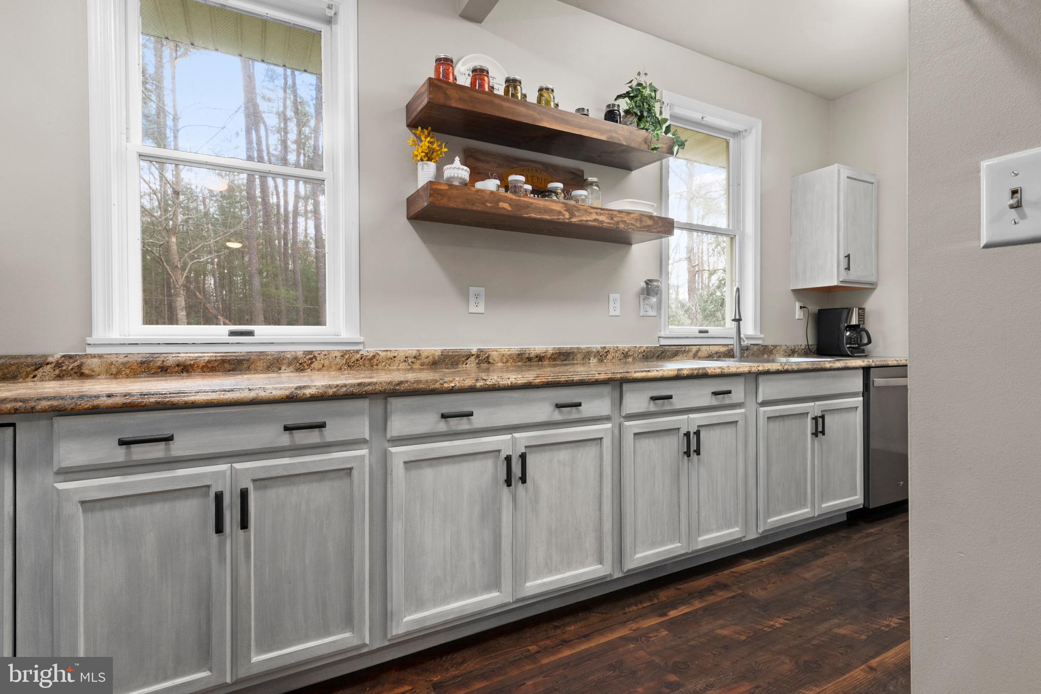 13092 Thunder Road King George, VA 22485 - Photo 10 of 28 Gallery Image 10
