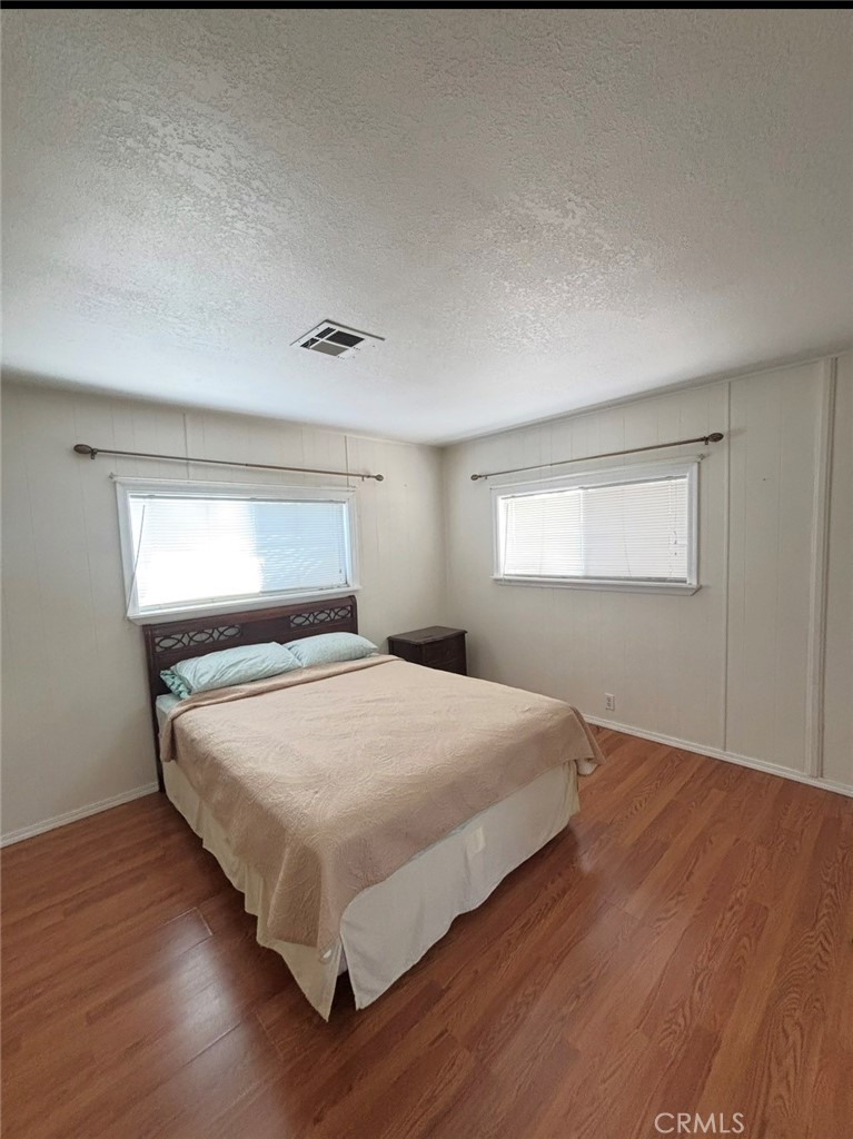 31130 South General Kearny Road, Unit 18 Temecula, CA 92591 - Photo 25 of 32 Master bedroom