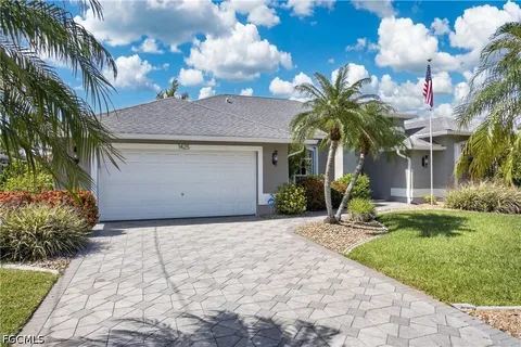 $850,000 | 1425 Southwest 50th Street, Cape Coral, FL 33914