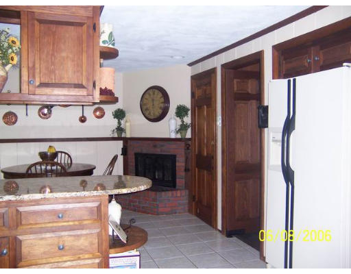 22 Robin Road Wakefield, MA 01880 - Photo 8 of 15 Gallery Image 8