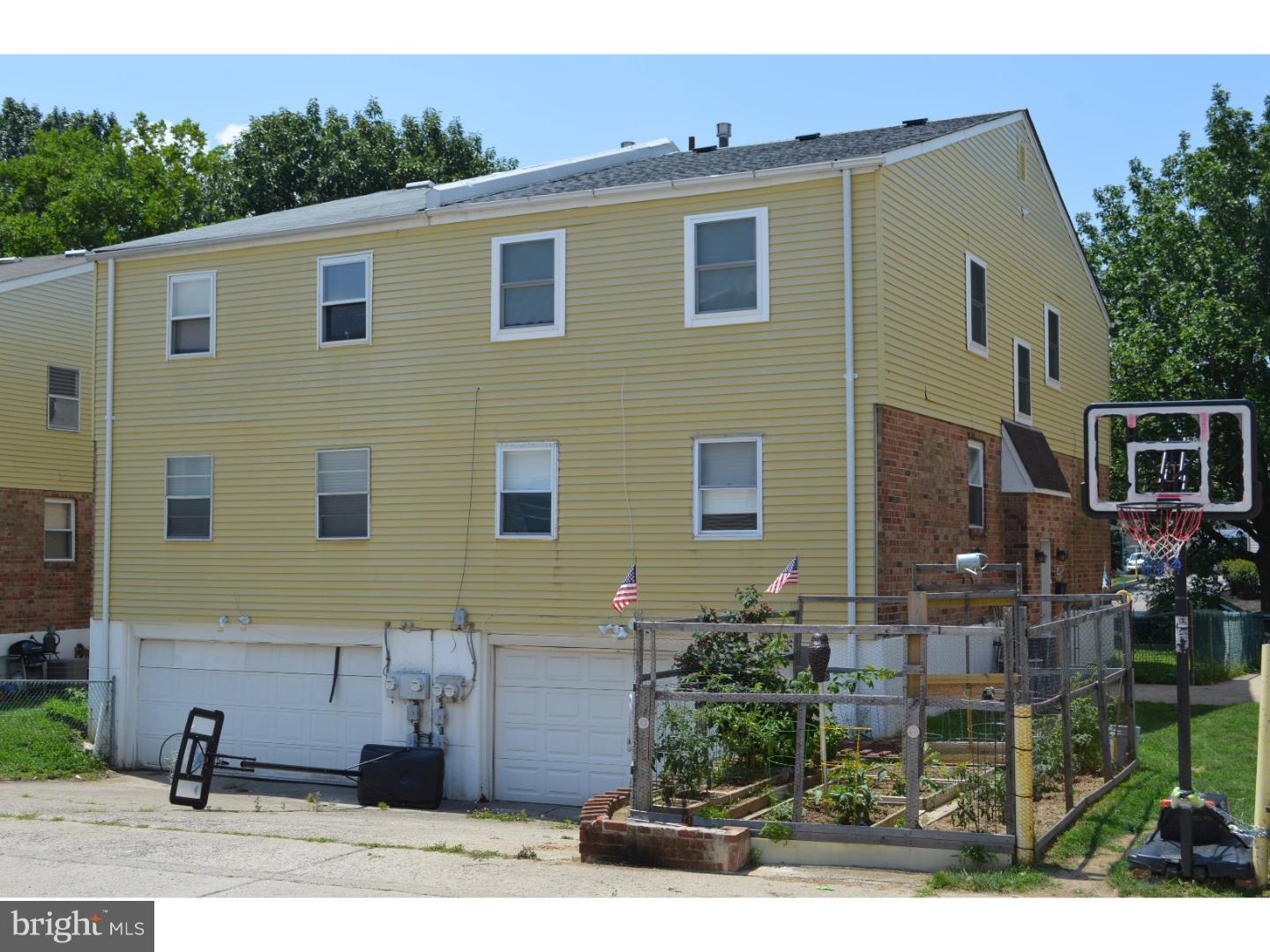 3609 Red Lion Road Philadelphia, PA 19154 - Photo 3 of 18 Exterior Back