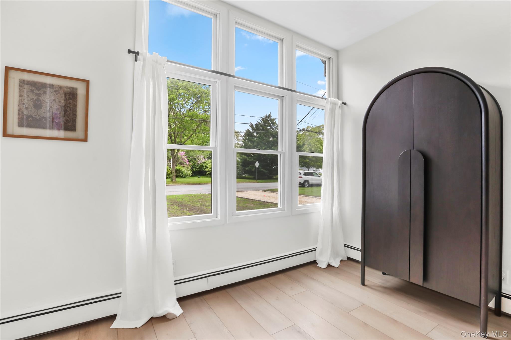 45 North Howells Point Road Bellport, NY 11713 - Photo 4 of 14