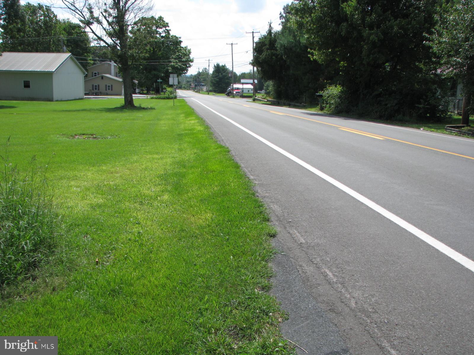 5925 4 Point Road Bethel, PA 19507 - Photo 9 of 9 STREET VIEW FACING SOUTH